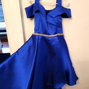 Girls formal  dress Size 6 royal blue